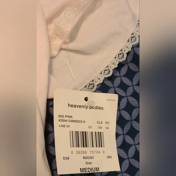 VTG NWT Miss Elaine Heavenly Bodies Women's Pink Nightgown Sz M - Picture 7 of 7